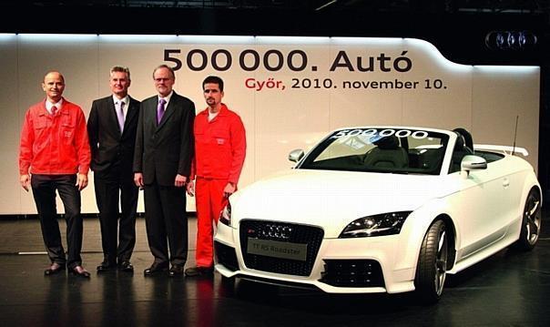 Zwölf Jahre nach Start der Automobilfertigung bei AUDI HUNGARIA MOTOR Kft. lief am 10. November 2010 der 500.000ste Audi in Gy&#337;r vom Band. 